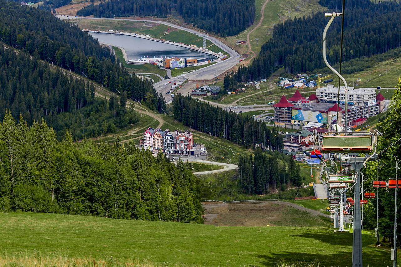 Amstelski Hotel Bukovel Luaran gambar