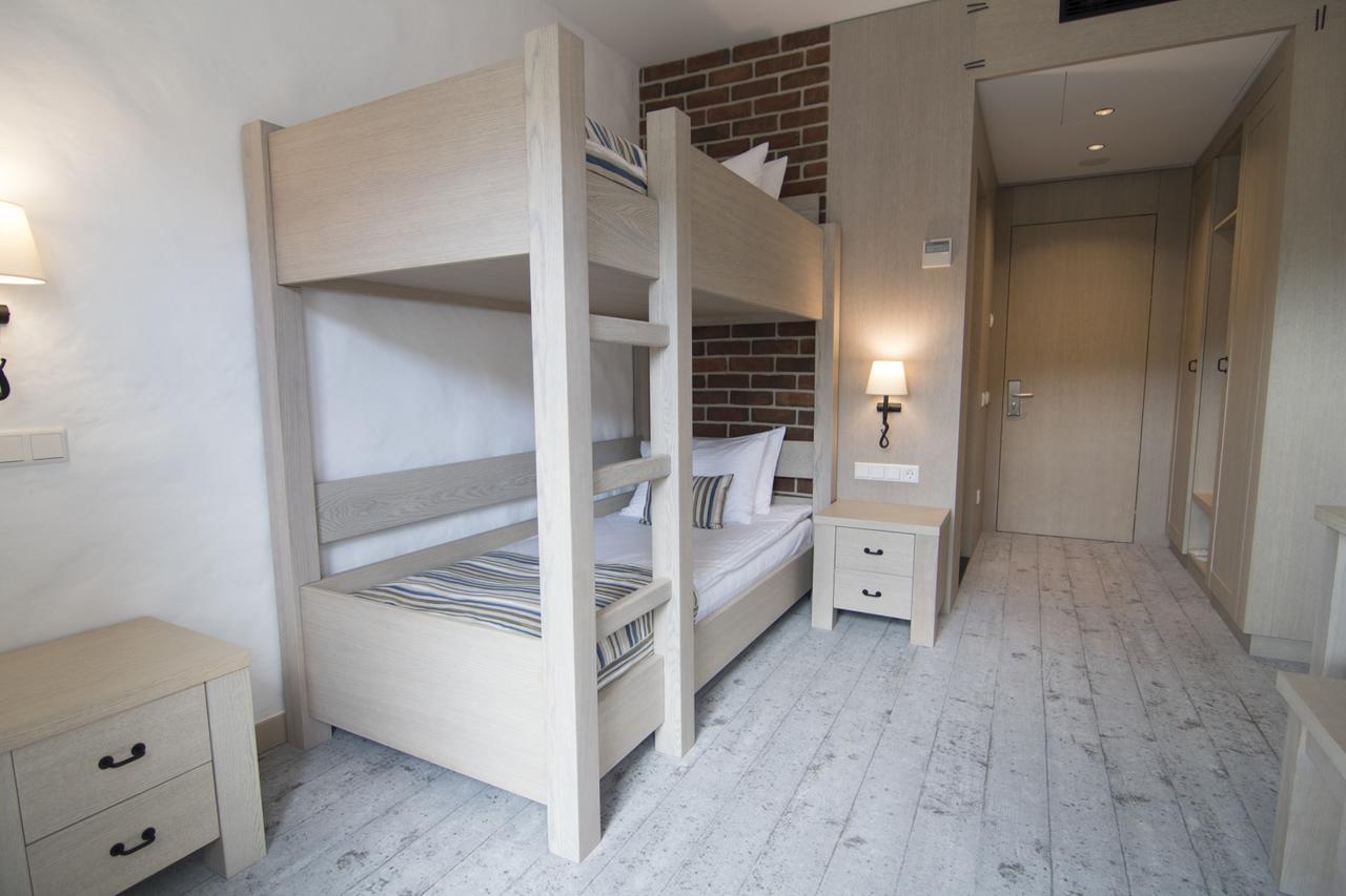 Amstelski Hotel Bukovel Luaran gambar