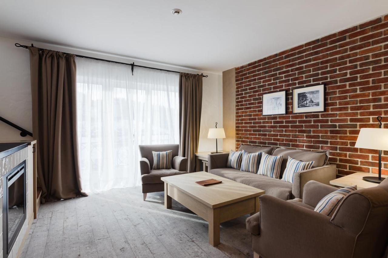 Amstelski Hotel Bukovel Luaran gambar